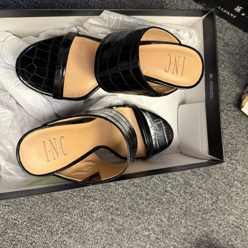 INC International Concepts Black Croc-Pattern Sandals - Picture 2 of 5
